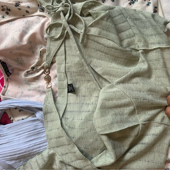 SHEIN and More Tops Bundle - Picture 4 of 16